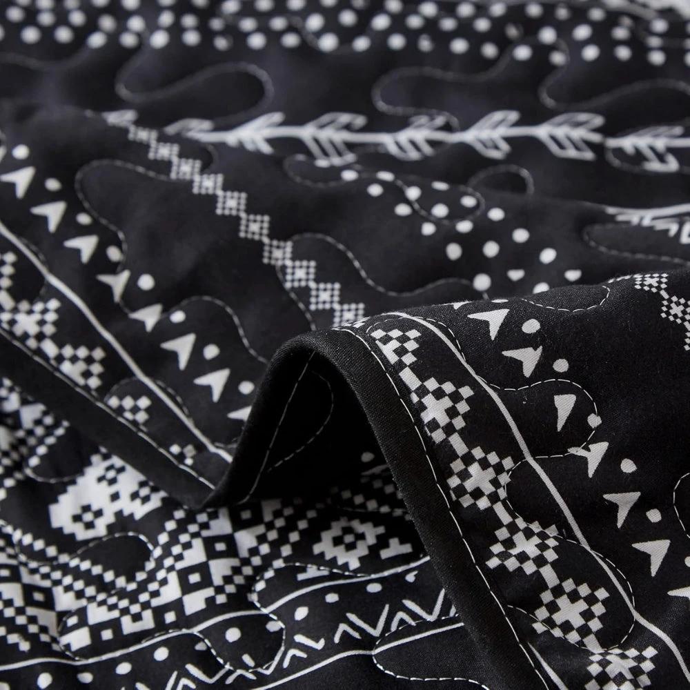 Avenzo Modern Boho Style Bedding Set