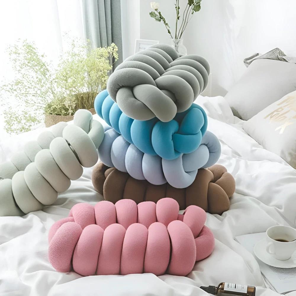 Splendid Ellipse Knotted Plush Cushion