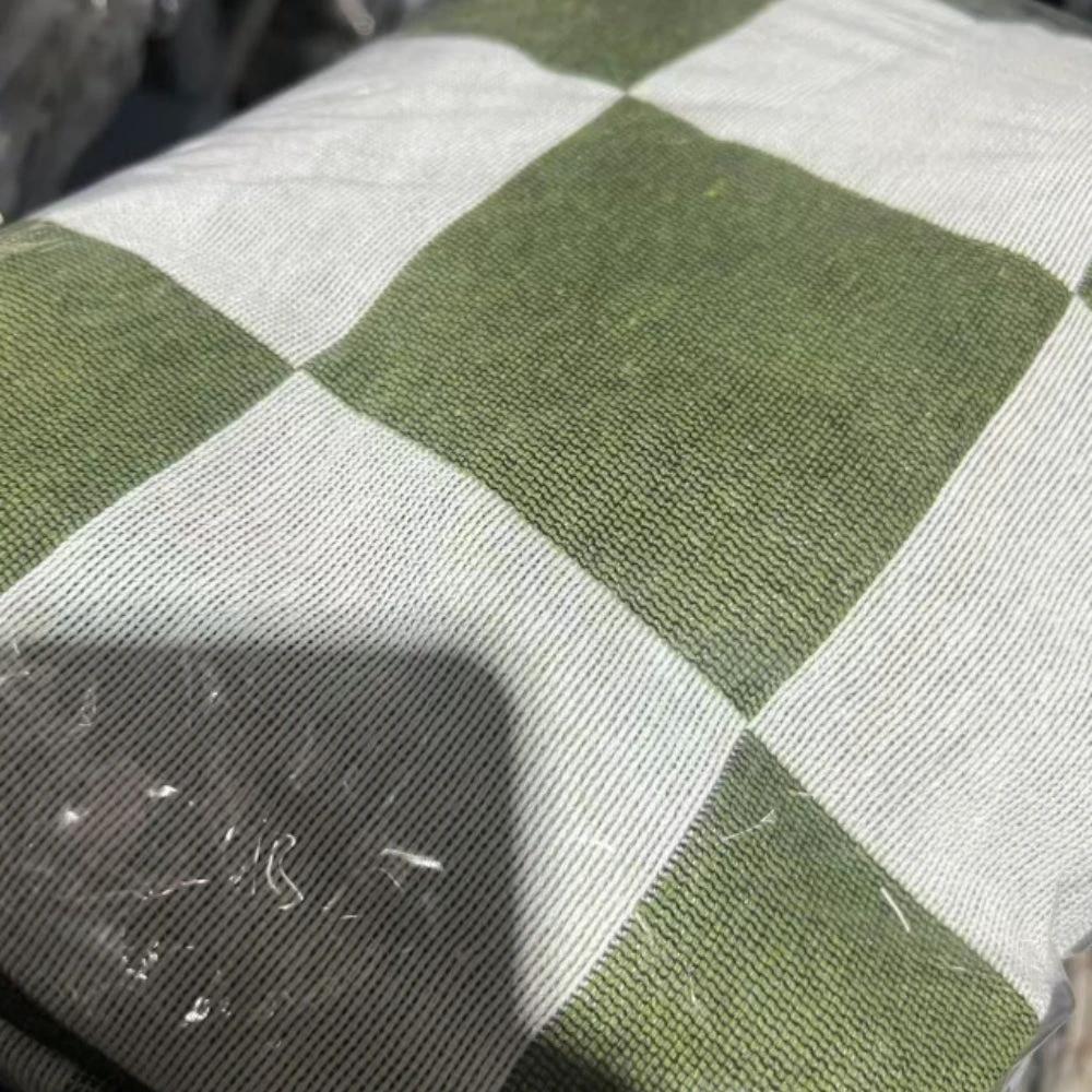 All-Season Checkered Picnic Blanket with Fringe
