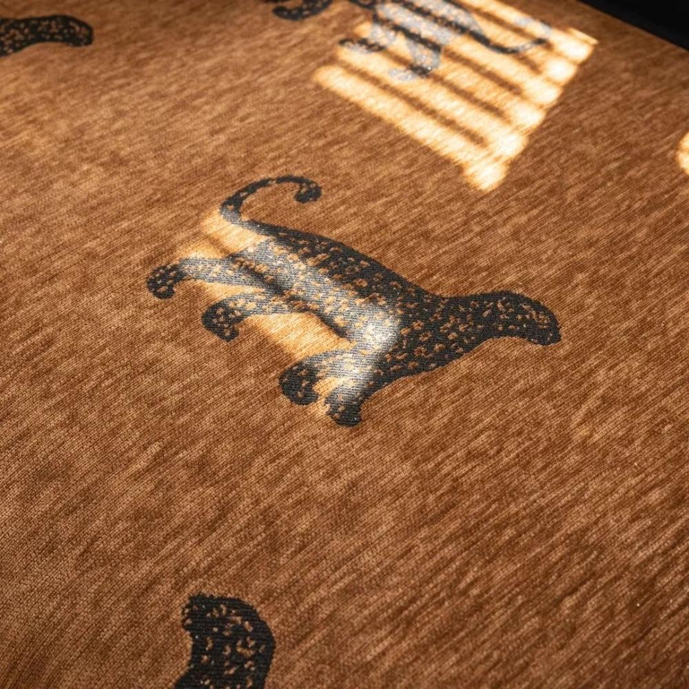 Lion Wavy Non-Slip Sofa Cover
