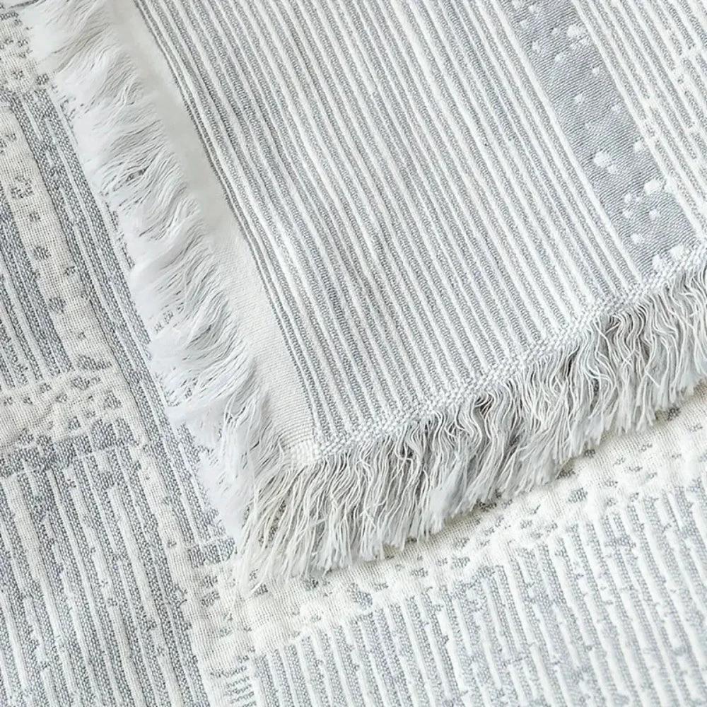 Mixed Tone Geometric Cotton Blanket