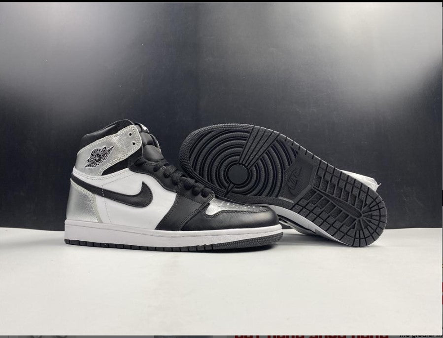 Air Jordan 1 High OG WMNS Silver Toe Shoes Sneakers