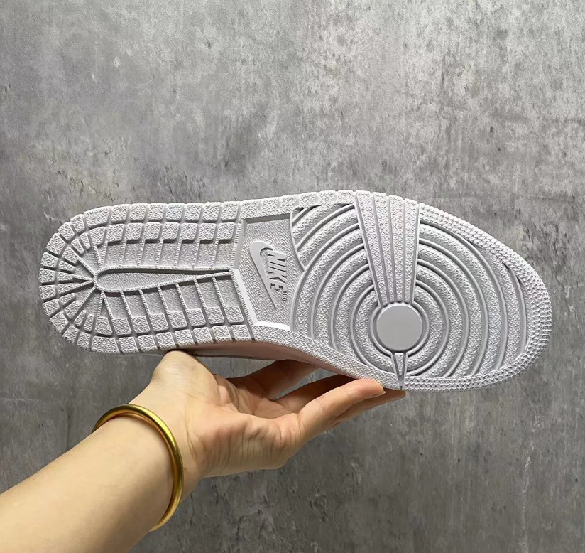 Travis Scott x AJ 1 Low White Party Shoes Sneakers