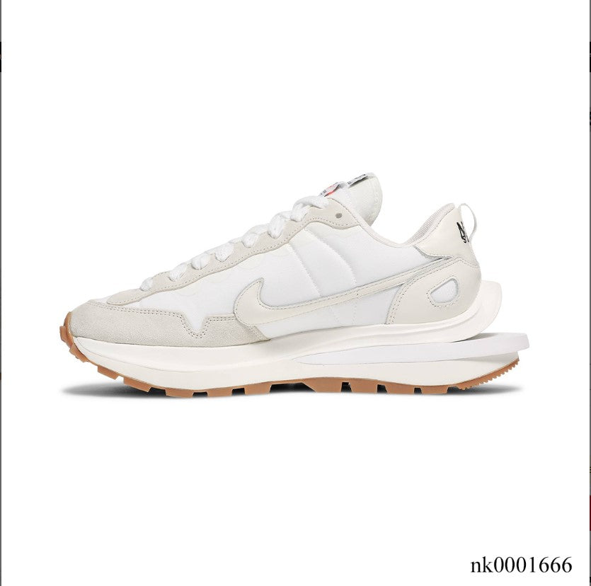 Sacai x VaporWaffle Sail Gum Shoes Sneakers