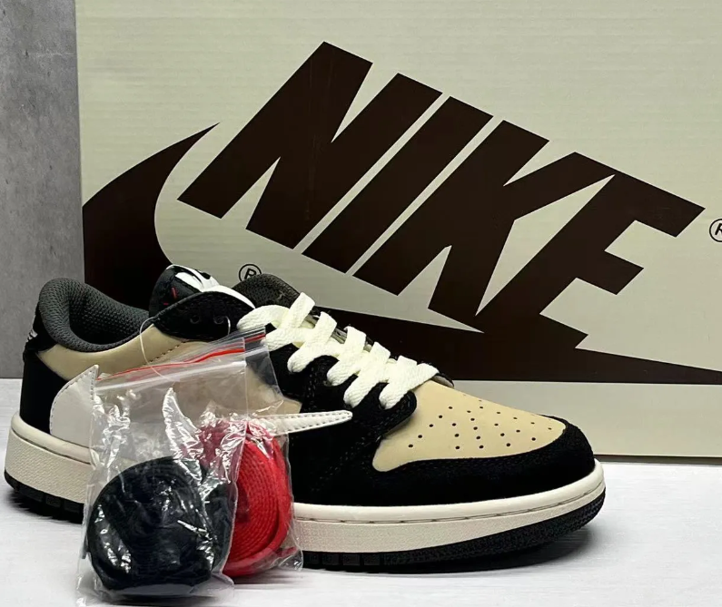 Travis Scott x AJ 1 Low OG Pale Vanilla Shoes Sneakers