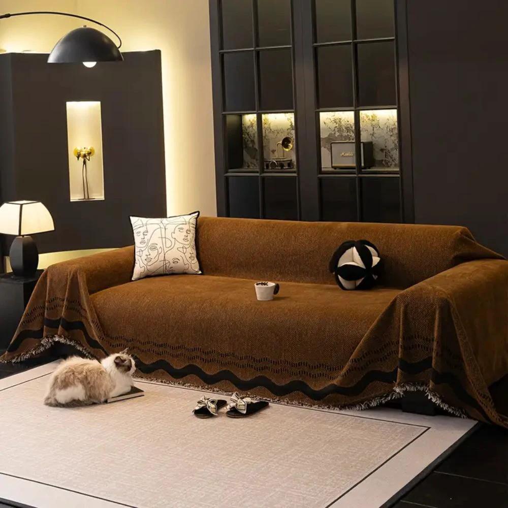 Sora Line Tasseled Sofa Cover