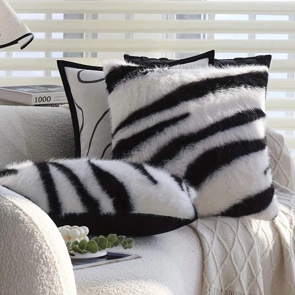 Strié Luxe Faux Fur Cushion Cover